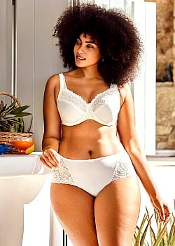 Shadia Ampadu